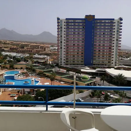 Big 1 Bedroom - *